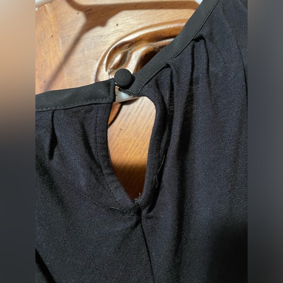 🖤 Striped Top - Picture 8 of 8